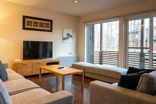 Omono - living room